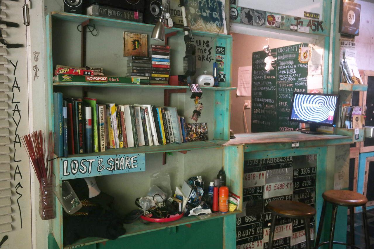 Abrakadabra! Artbnb ยอกยาการ์ตา ภายนอก รูปภาพ